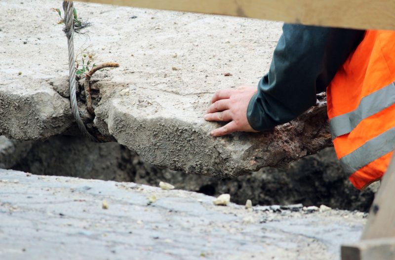 Cracked Slab Repair in West Des Moines, IA